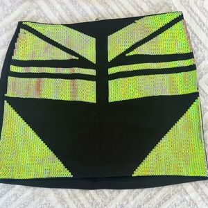 NWOT iridescent mini skirt size 7 / 8